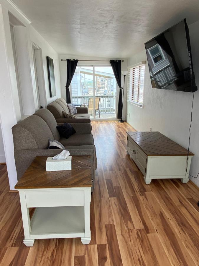 Nautical Beach Apartments Hampton Eksteriør bilde